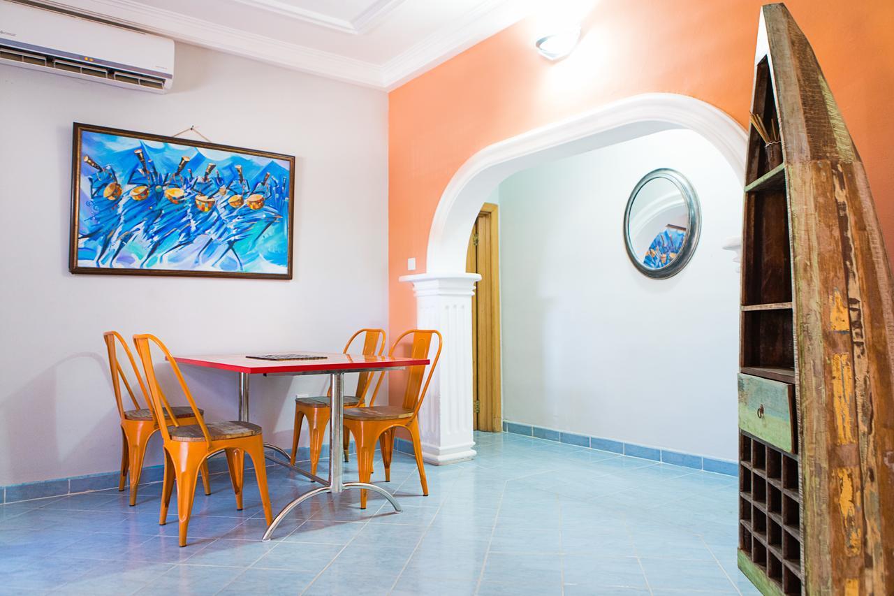 Maxwell Court Apartments Accra Buitenkant foto