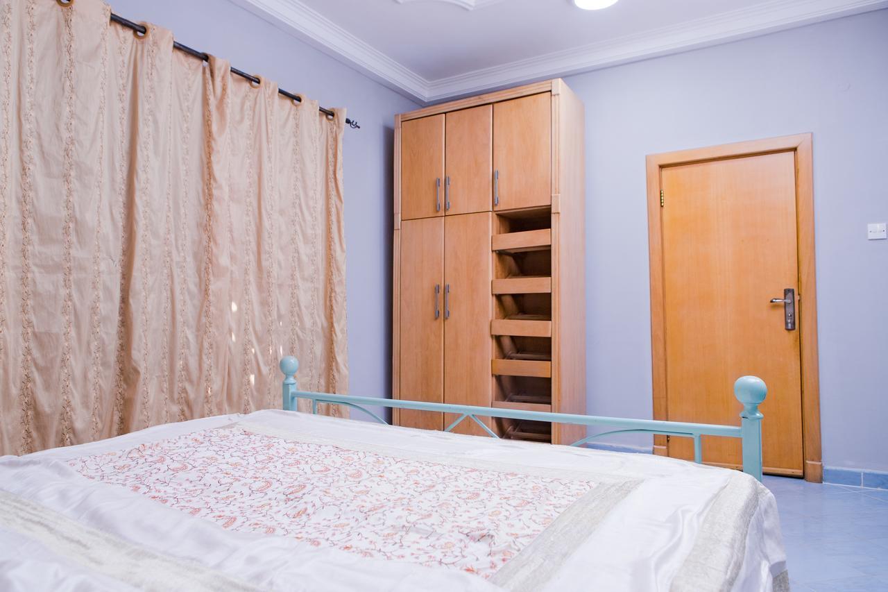 Maxwell Court Apartments Accra Buitenkant foto