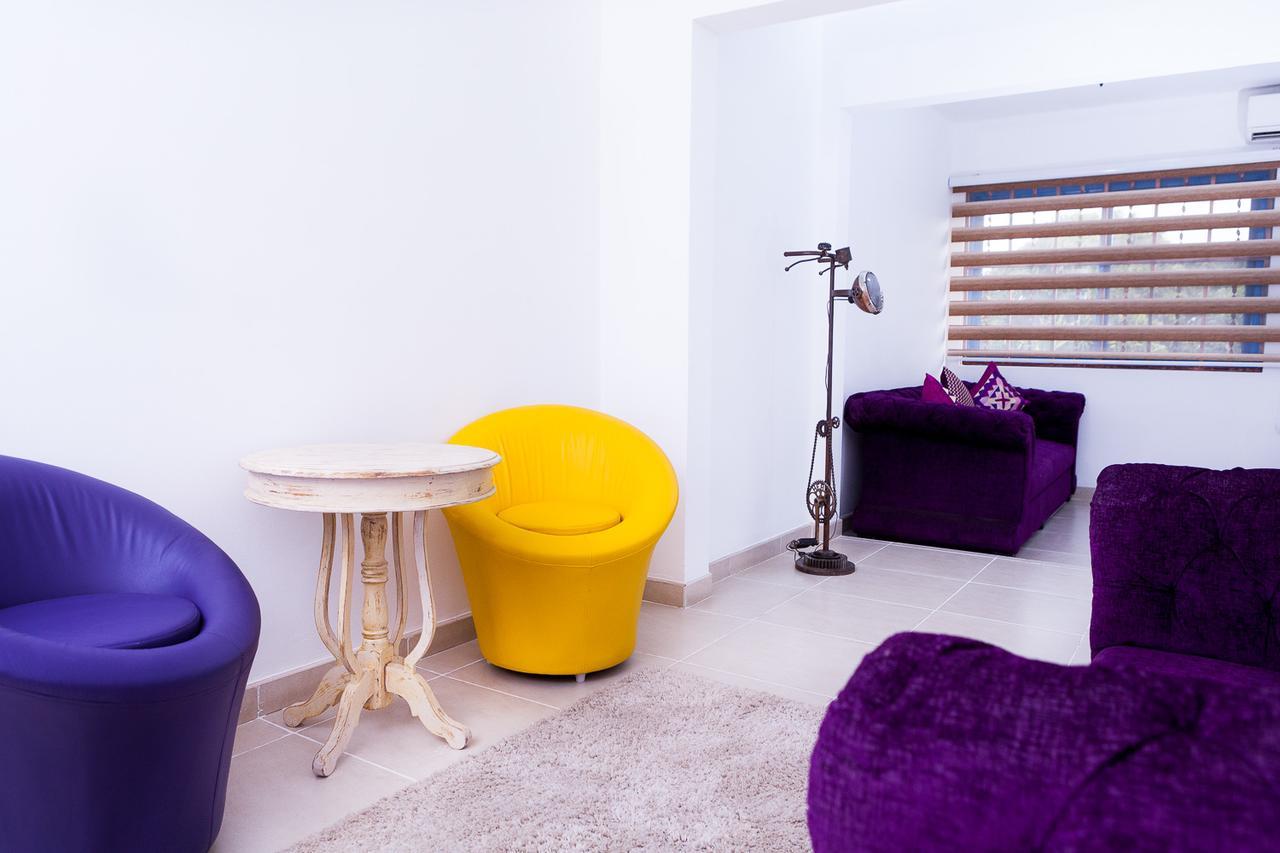 Maxwell Court Apartments Accra Buitenkant foto