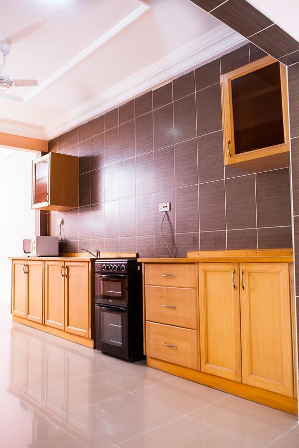Maxwell Court Apartments Accra Buitenkant foto